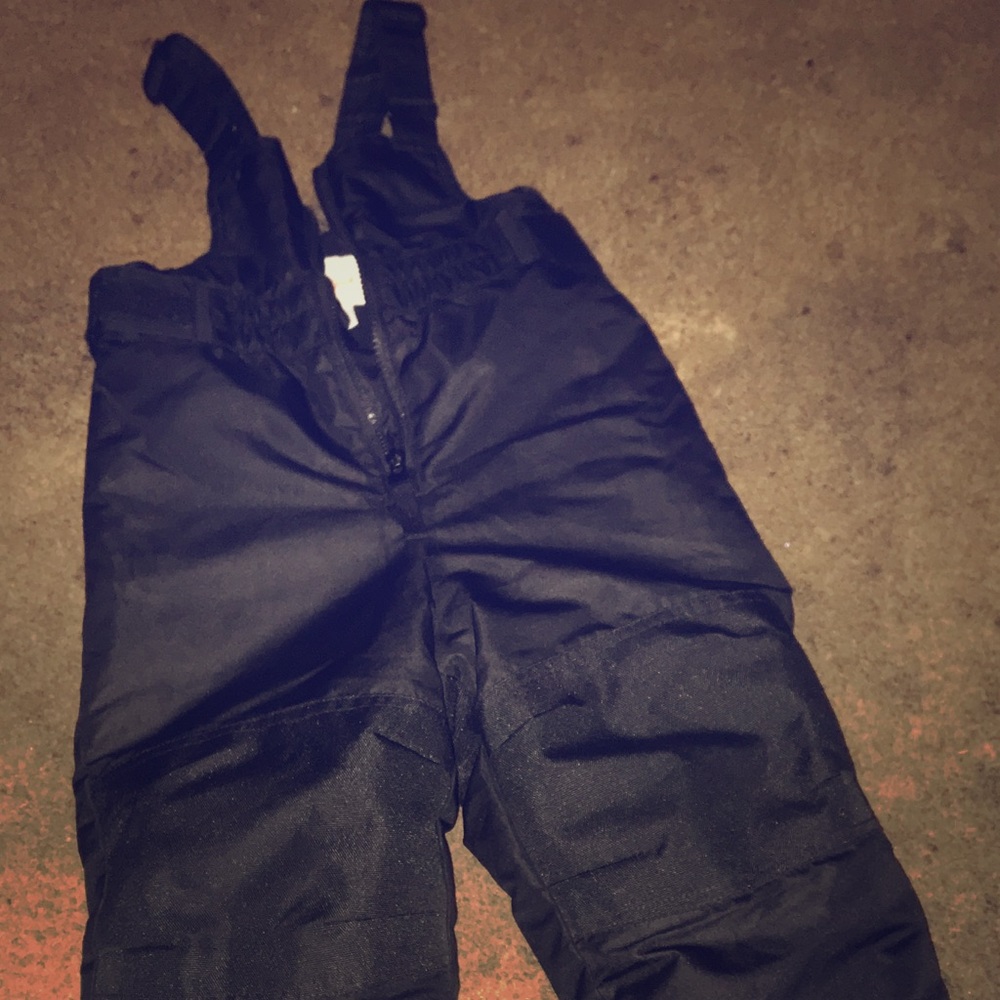 Kids snowsuit 2t
